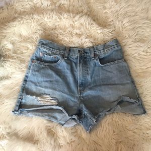Rag and Bone denim shorts size 26